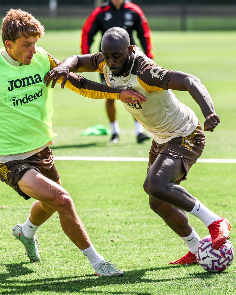 BrentfordFC's tweet image. 💪