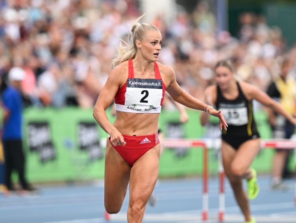 Aitajuoksijat Lotta Harala ja Nooralotta Neziri sekä seitsenottelija Saga Vanninen valittiin yleisurheilun MM-kisajoukkueeseen tiistaina. MM-kilpailut yleisurheilu.fi/uutinen/harala…