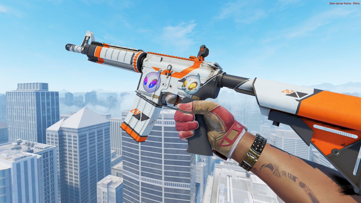 !! Pick Up !!

That didnt take very long did it? Decided since i was without an M4A4 Skin after getting the IBP Dlore, the only right thing to do is to buy another K14 Craft. 

I've already owned a Dignitas Asiimov and ive loved owning it, so i got another one :D 

This one even