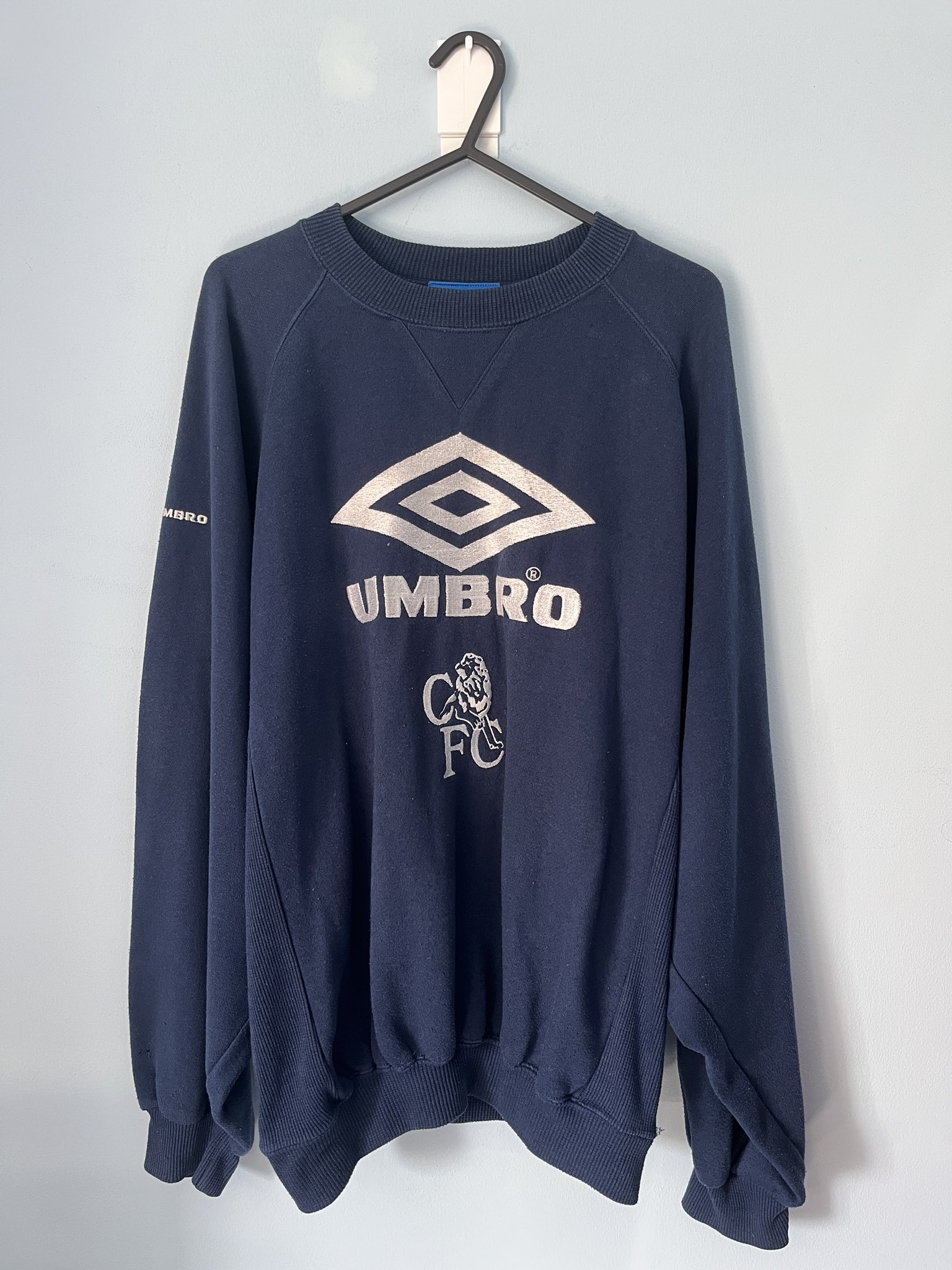 Umbro y2k Chelsea FC トレーナー　サイズXL Umbro y2k Chelsea FC トレーナー サイズXL
