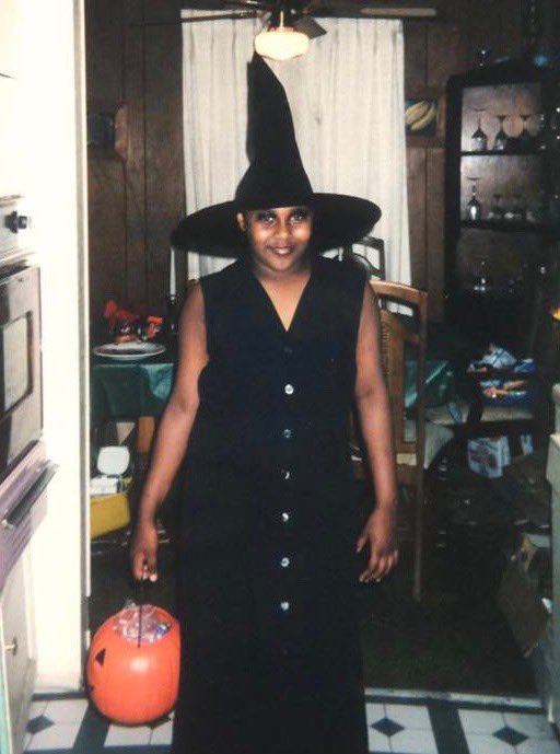 ThatBish_069's tweet image. I’ve always been that witch 🧙🏾 #spookybabe #HorrorFam #HorrorCommunity #Witch #Halloween #SpookySzn