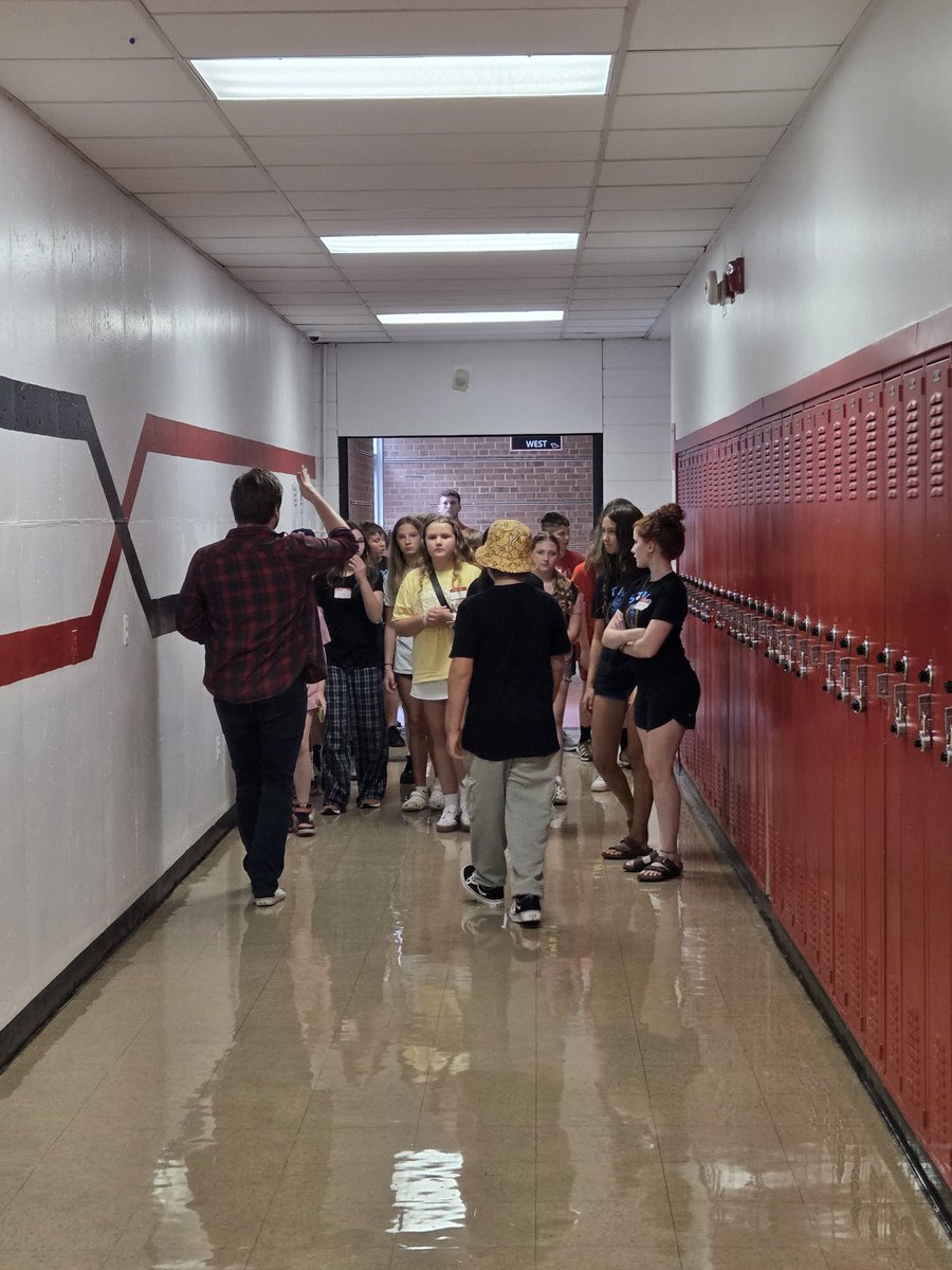 Joe Willis (@joefwillis) on Twitter photo Welcoming our new 6th graders at orientation today! Excited to see bright smiles and eager learners. Ready for a fantastic year at <a href="/SennThomasMS/">STMS</a> <a href="/DrClintFreeman/">Dr. Clint J. Freeman</a> <a href="/BlackcatMatt/">Matt Lichtenstein</a> #BackToSchool #6thGradeOrientation Welcoming our new 6th graders at orientation today! Excited to see bright smiles and eager learners. Ready for a fantastic year at <a href="/SennThomasMS/">STMS</a> <a href="/DrClintFreeman/">Dr. Clint J. Freeman</a> <a href="/BlackcatMatt/">Matt Lichtenstein</a> #BackToSchool #6thGradeOrientation