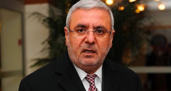 guneslolan's tweet photo. Şu şahısı görünce
 sinirleri hoplayanlar 
el kaldırsın https://t.co/ell41HHeSH
