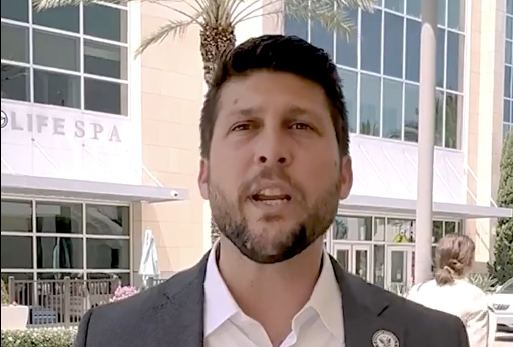 Silent A Productions (@silentaprods) on Twitter photo Go deeper: .<a href="/AGJamesUthmeier/">Attorney General James Uthmeier</a> files lawsuit against adult content companies over law requiring age verification
Reporting by <a href="/DrewDixon30/">Drew Dixon</a>
flapol.com/4ftA4IC
#FlaPol Go deeper: .<a href="/AGJamesUthmeier/">Attorney General James Uthmeier</a> files lawsuit against adult content companies over law requiring age verification
Reporting by <a href="/DrewDixon30/">Drew Dixon</a>
flapol.com/4ftA4IC
#FlaPol