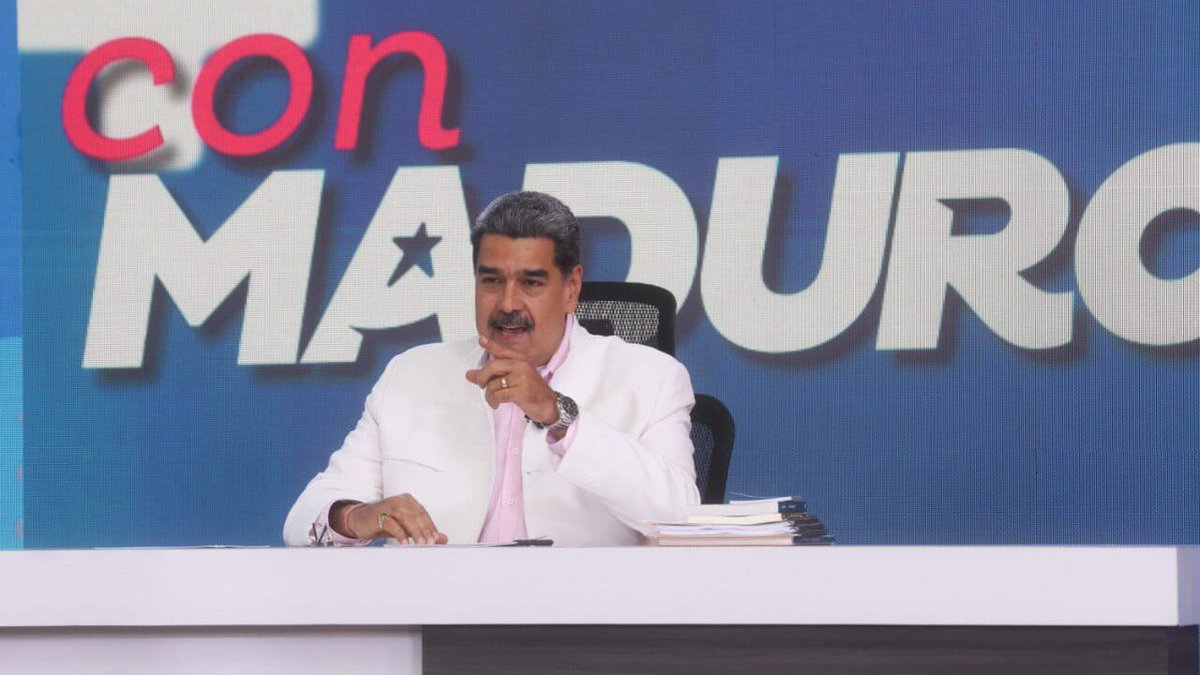 Madhelyn Garcia (@lucenar528) on Twitter photo A cada marrano le llega su sabado✅️
Nicolás Maduro a Nayib Bukele: "Tarde o temprano se hará justicia".
venezuela-news.com/nicolas-maduro… vía <a href="/AgenciaVNews/">Agencia Venezuela News</a> A cada marrano le llega su sabado✅️
Nicolás Maduro a Nayib Bukele: "Tarde o temprano se hará justicia".
venezuela-news.com/nicolas-maduro… vía <a href="/AgenciaVNews/">Agencia Venezuela News</a>