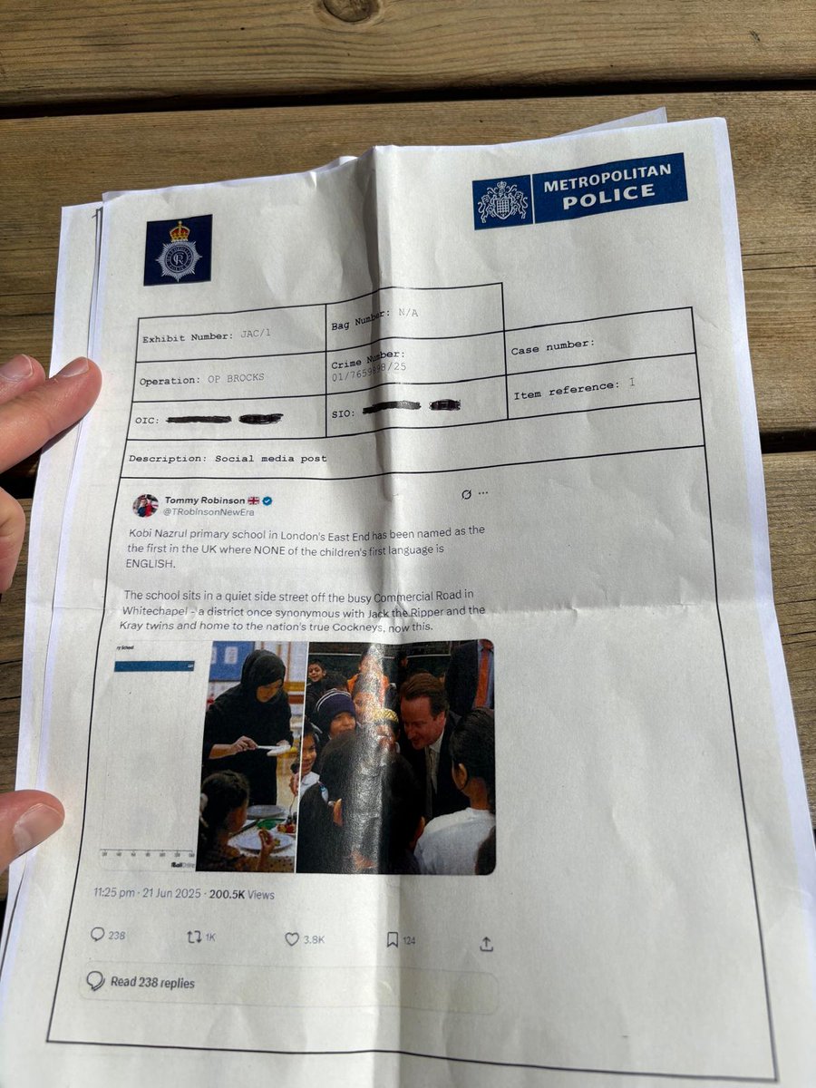 Tommy Robinson 🇬🇧 (@trobinsonnewera) on Twitter photo ADMIN POST.
When Tommy Robinson was detained last night, he was arrested by <a href="/metpoliceuk/">Metropolitan Police</a> for these social media posts.
S179 Online Safety Act - Without reasonable excuse sent a message conveying information known to be false intending, at the time of sending, the message, or ADMIN POST.
When Tommy Robinson was detained last night, he was arrested by <a href="/metpoliceuk/">Metropolitan Police</a> for these social media posts.
S179 Online Safety Act - Without reasonable excuse sent a message conveying information known to be false intending, at the time of sending, the message, or