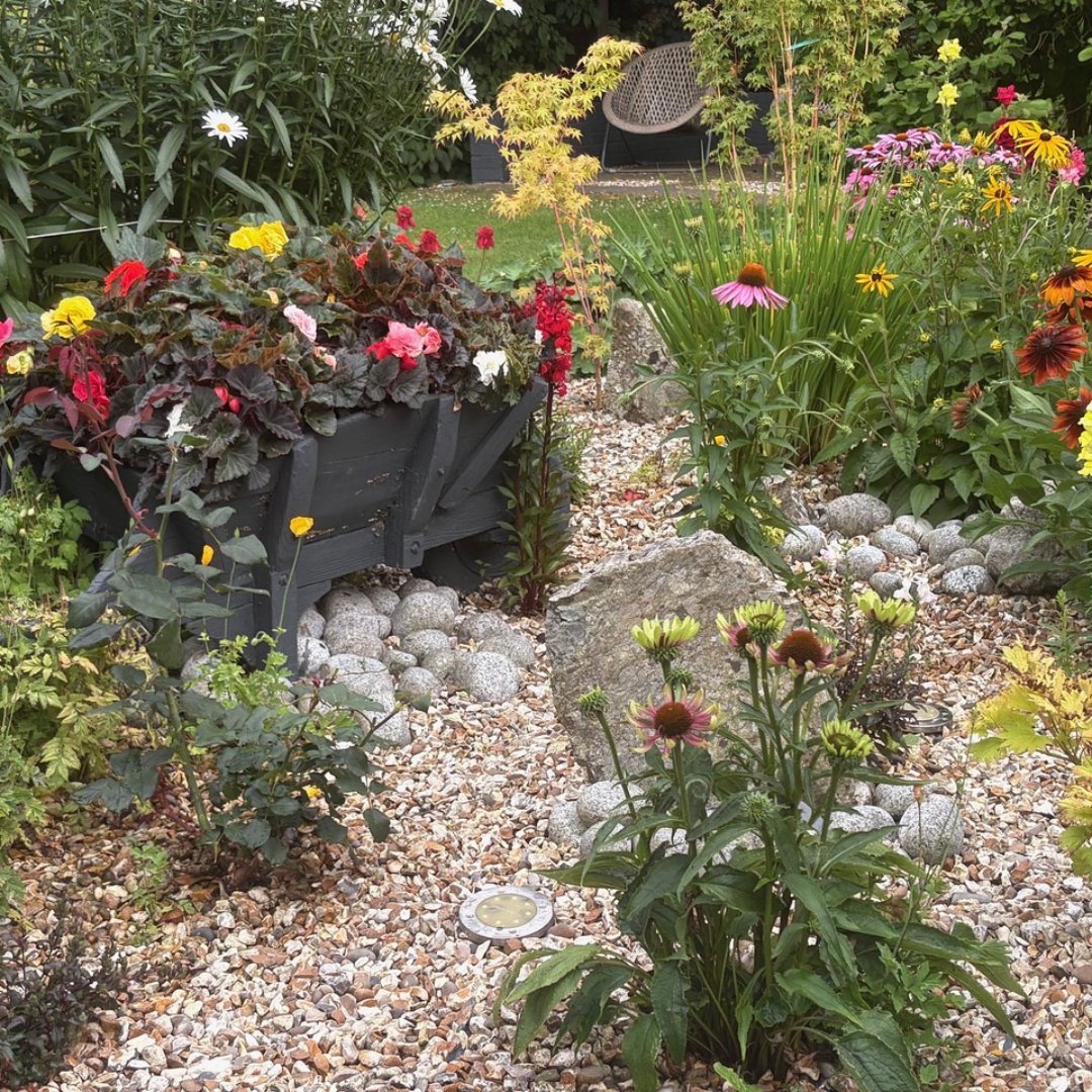 Parkinson's UK (@parkinsonsuk) on Twitter photo āItās about recognising that you canāt do as much as youād like.ā
Keith, who lives with Parkinsonās, finds great joy in gardening. Tending to his plants helps him manage his symptoms. This week, heās opening his garden to the <a href="/NGSOpenGardens/">National Garden Scheme</a> to share his passion. āItās about recognising that you canāt do as much as youād like.ā
Keith, who lives with Parkinsonās, finds great joy in gardening. Tending to his plants helps him manage his symptoms. This week, heās opening his garden to the <a href="/NGSOpenGardens/">National Garden Scheme</a> to share his passion.