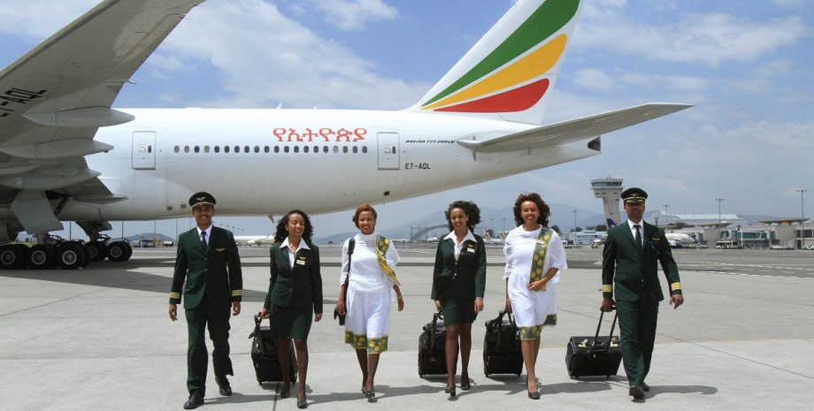 ✈️ #Russia Asks Ethiopia for Planes and Crews..and fails again

Russia is trying to lease aircraft from Ethiopian Airlines under a "wet lease" deal - including crews, maintenance, and insurance  to bypass Western sanctions, similar to Iran's past strategy.

With no access to new