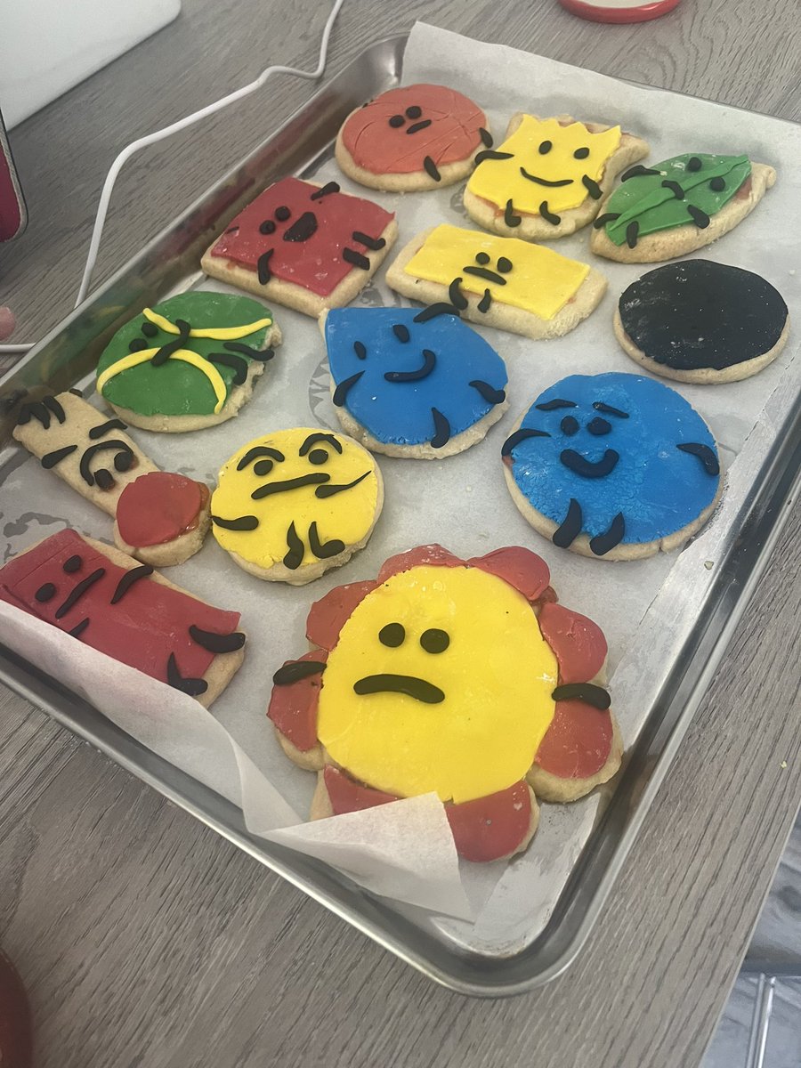 lugothegamedev (@zesty_fart) on Twitter photo My grandma found out that I like object shows. So we both made bfdi cookies and the results are lovely π
<a href="/jacknjellify/">Jacknjellify</a> #bfdi My grandma found out that I like object shows. So we both made bfdi cookies and the results are lovely π
<a href="/jacknjellify/">Jacknjellify</a> #bfdi