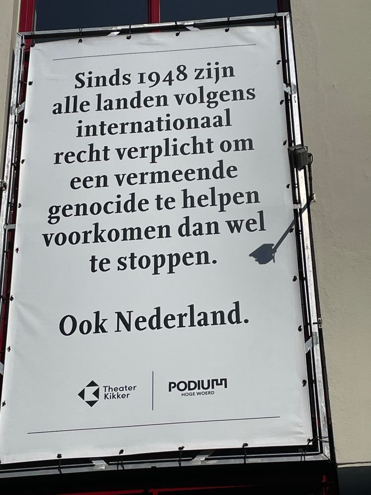 Kabinetscommissie oordeelt snoeihard:
Nederland is juridisch verplicht Israël aan te pakken trouw.nl/poltiek/commis…
"Anders worden we aansprakelijk voor genocide" #Gaza #Israel

Precies! piratenpartij.nl/enquete-over-g…