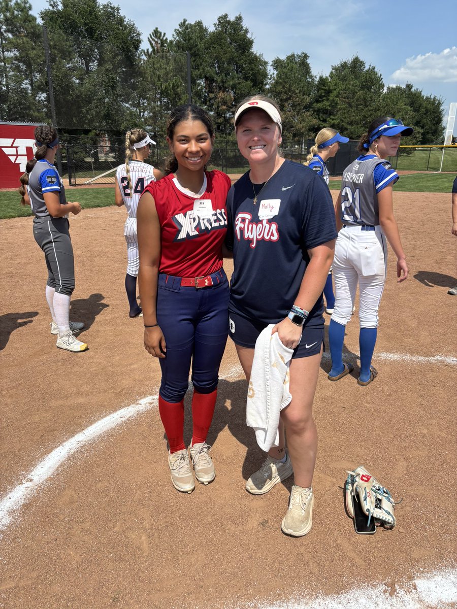 I went to the UD camp last week and got better physically and mentally! I loved that they explained your approach before an at bat. I also loved that for outfield they talked about ACCELERATION. Great camp as always, can’t wait for fall ball to start!