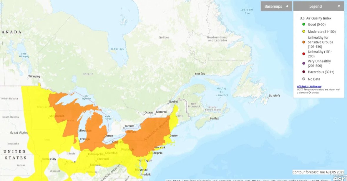 🚨 Smoke from Canadian wildfires is drifting into the U.S., impacting air quality across the Upper Midwest &amp; Northeast. High levels of smoke, ozone &amp; particulate matter = serious health risks.
✅Stay indoors if possible. 
✅Wear a mask if stepping out.
 
thenationaldesk.com/news/the-natio…