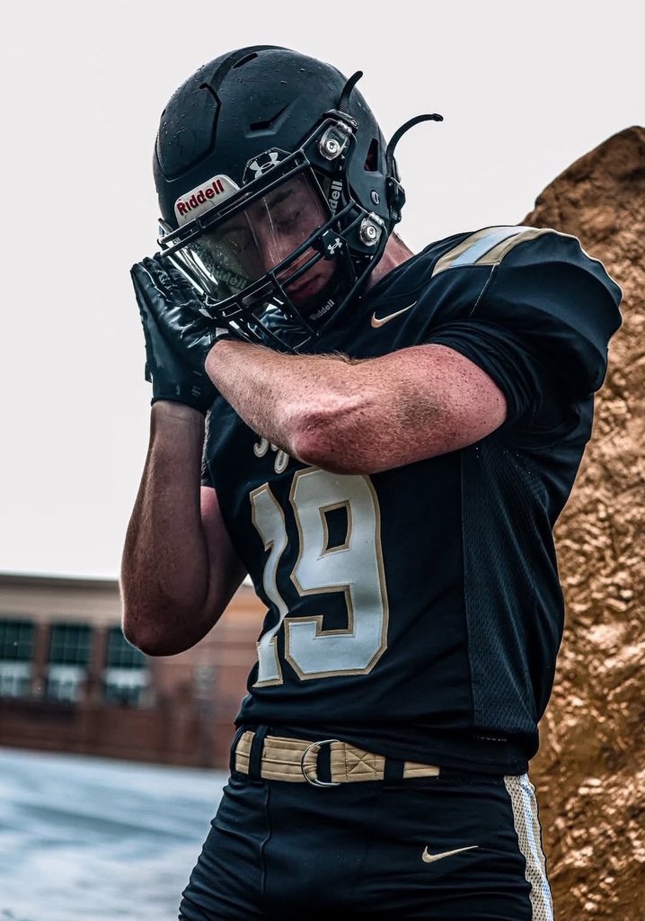 CommerceFBGa's tweet image. No more napping 💤 Football season is here. #weliveit