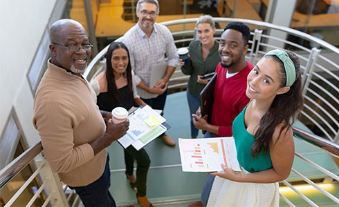 💸 College is pricey. But the real lesson? Teaching your teen how to handle money before they set foot on campus.
 🎓 Budgeting, borrowing, boundaries — here’s your financial crash course before the dorm drop-off:  bit.ly/3J2NT4v