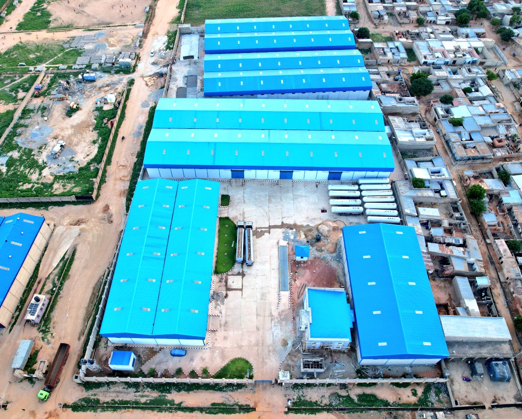 SasDantata's tweet photo. Clean. Beautiful. Well-Built!

Why not let @AsadaContractrs build your next Warehouse, Factory, or other structures?

We offer the best value for your money! https://t.co/RKOhKvHJZR