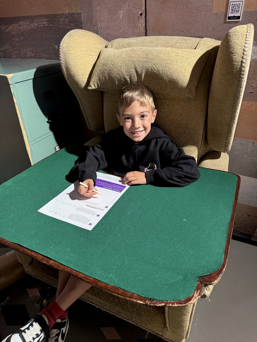 Mrs Lloyd tweet media