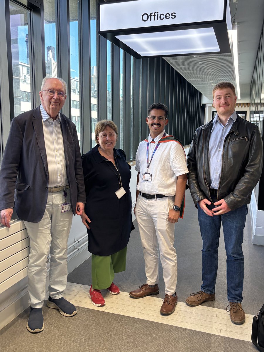 ﴿وَآخِرُ دَعْوَاهُمْ أَنِ الْحَمْدُ لِلَّهِ رَبِّ الْعَالَمِينَ﴾
الحمدلله ما انتهى درب ولا ختم جهد ولا تم سعي الا بفضله
يسعدني ان أشارككم خبر اجتيازي لمناقشة الدكتوراة في تخصص التقنية الحيوية_تطوير اللقاحات باستخدام الاجسام المشابهة للفيروسات من جامعة ليدز

<a href="/Stonehouse_Lab/">Stonehouse Rowlands Lab</a>