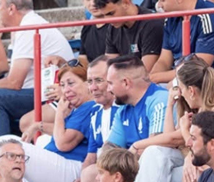 Sergio Recre (@sergiohuelva88) on Twitter photo Desde José Fariñas en su brazos a recorrer España con el <a href="/recreoficial/">RC Recreativo de Huelva</a> !! Un año más juntos animando a nuestro equipo 💙 Desde José Fariñas en su brazos a recorrer España con el <a href="/recreoficial/">RC Recreativo de Huelva</a> !! Un año más juntos animando a nuestro equipo 💙