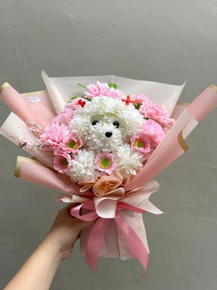 DiloConPerritos's tweet image. Que te regalen un ramo de flores es romántico, pero que te regalen un ramo de perriflores, es otro nivel 😍