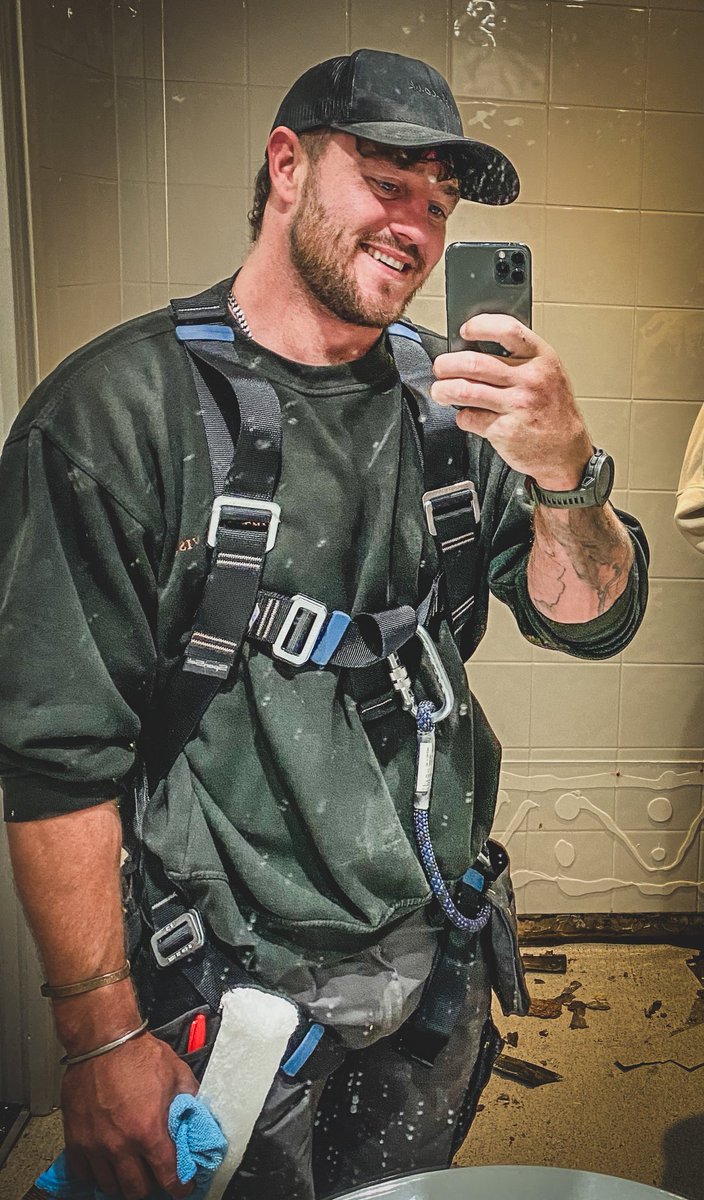 DANNY BLU 🤴 tweet media