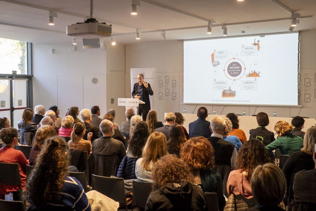 🔎 Què són, i què comporten, els drets culturals?

Analitzem les diverses polítiques i plans recents centrats en legislar l’accés a la cultura.

✍️ <a href="/jordibalta/">Jordi Baltà Portolés</a> 
👉entreacte.cat/entrades/persp…