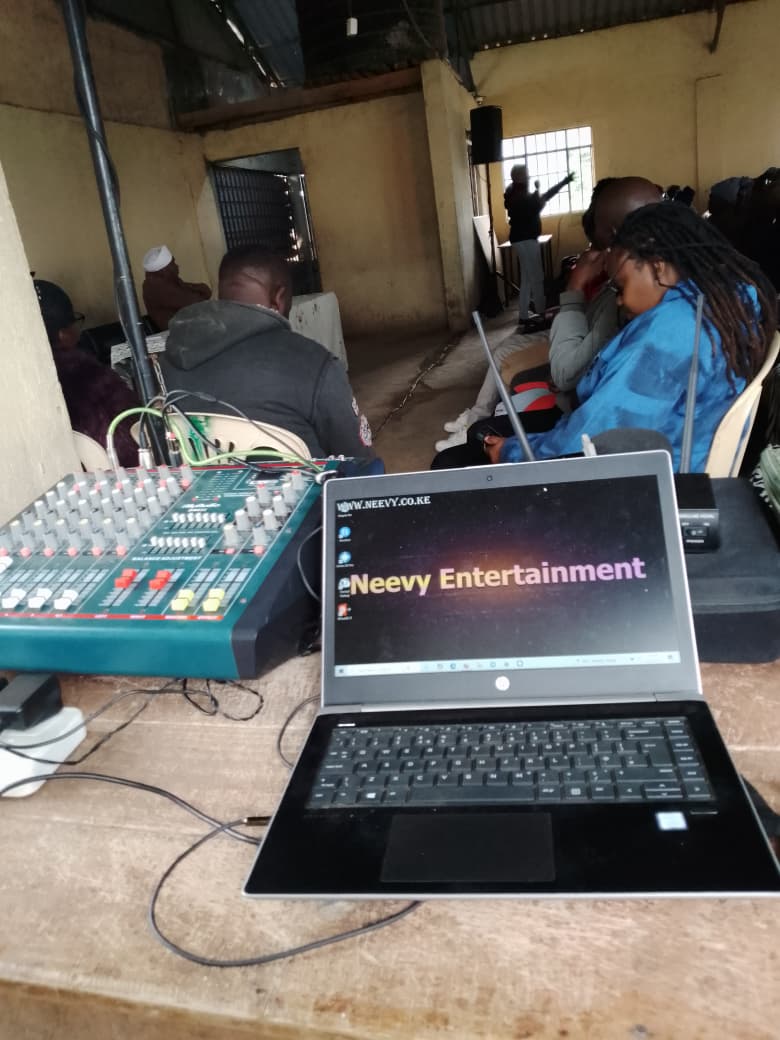 Neevy_Ent's tweet image. Neevy Entertainment LTD has the best Public Address Systems for hire in Nairobi at the best rates! Partner with us today by calling 0719670370 or 0756702802. We also have Karaoke Machines, Lighting, MC, DJ, LED Screens, LED lights, Projectors and Atmospheric Effects 

 #pasystems
