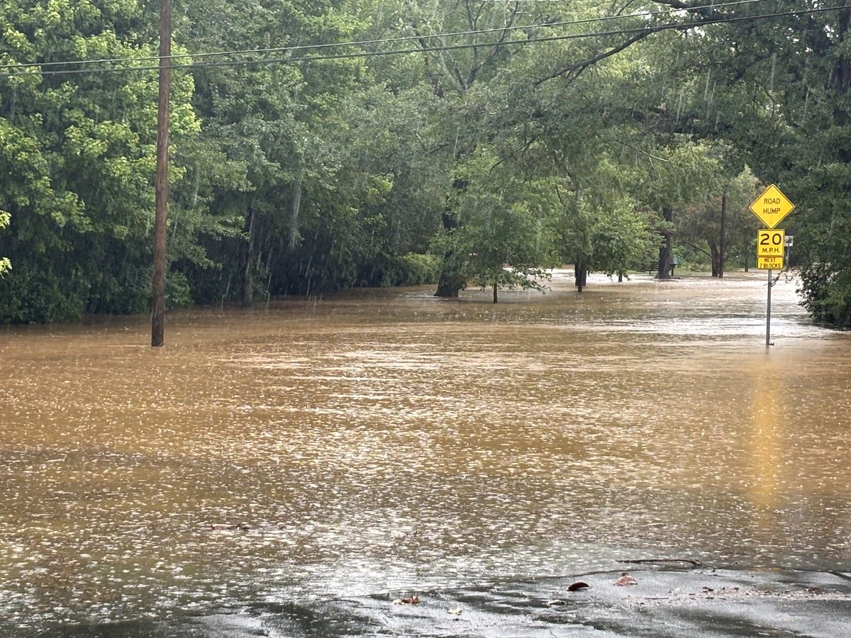 PierreSimmons36 tweet media