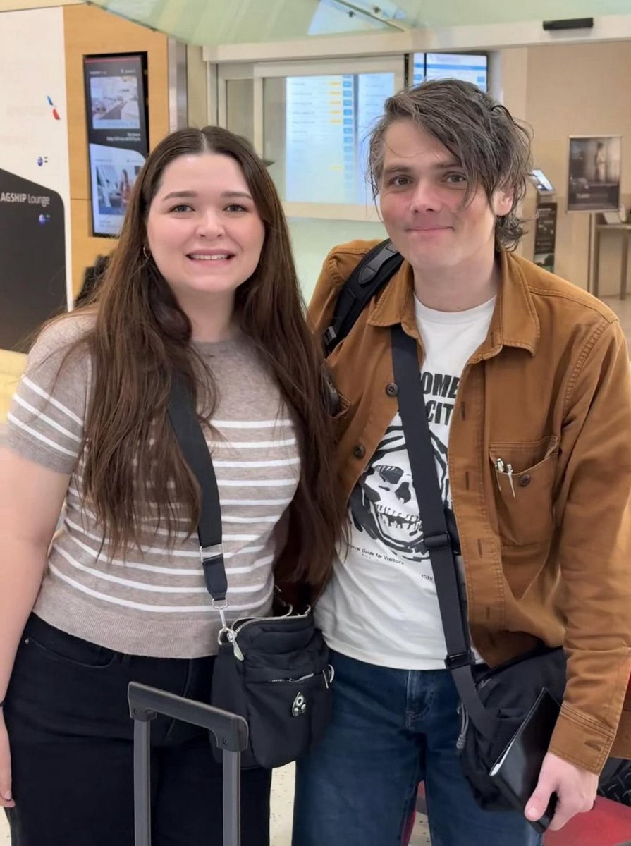 gorebugs's tweet photo. AGHHH NEW GERARD https://t.co/f7oBerT1Yo