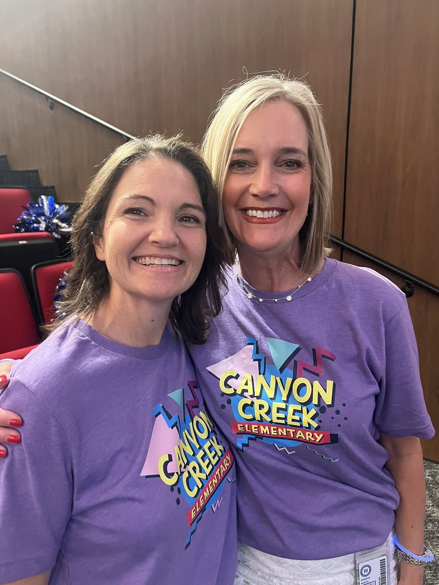Carrie Breedlove (@thecbreedlove) on Twitter photo Convocation with our Pearce Learning Community. Thanks <a href="/IamBranum/">Tabitha Branum</a> and Peggy for MCing! Convocation with our Pearce Learning Community. Thanks <a href="/IamBranum/">Tabitha Branum</a> and Peggy for MCing!