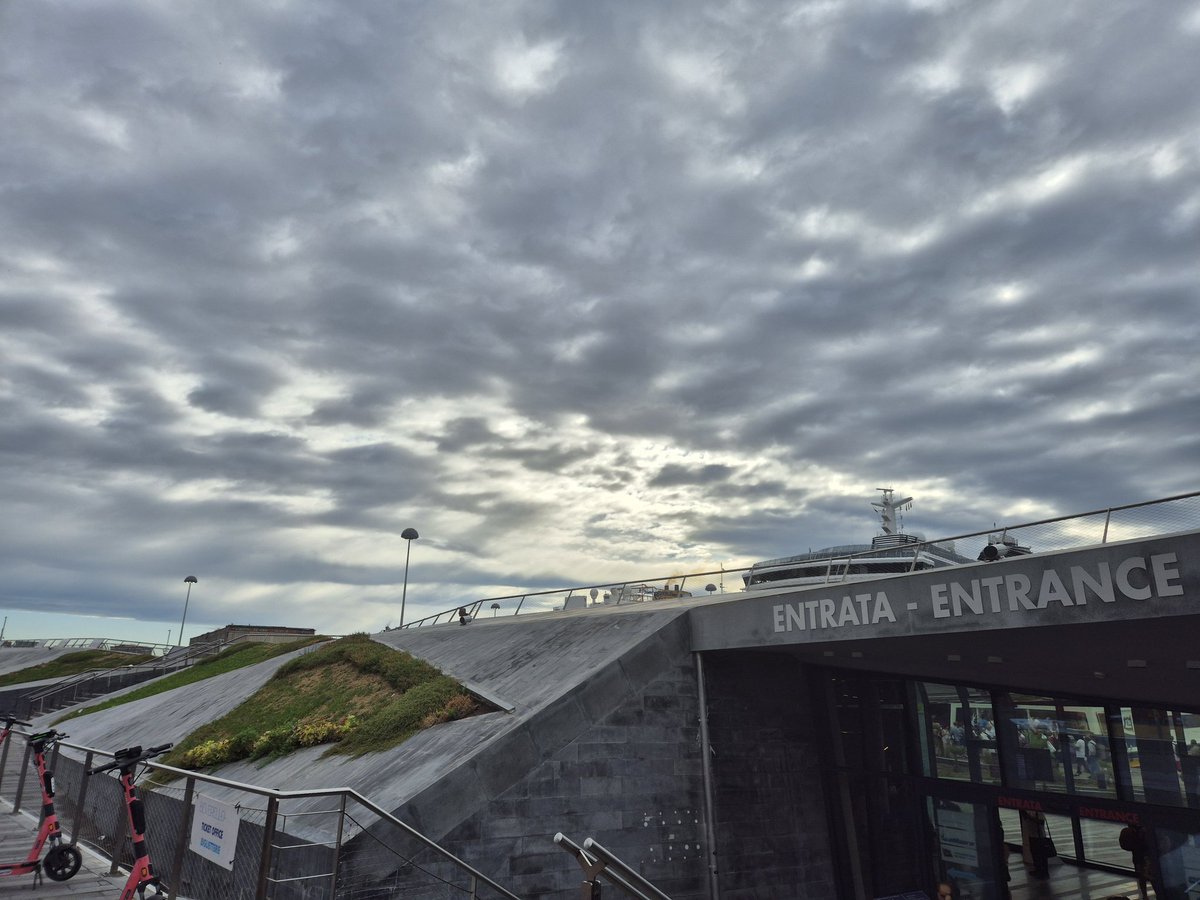 Ci son cascata di nuovo...🛥