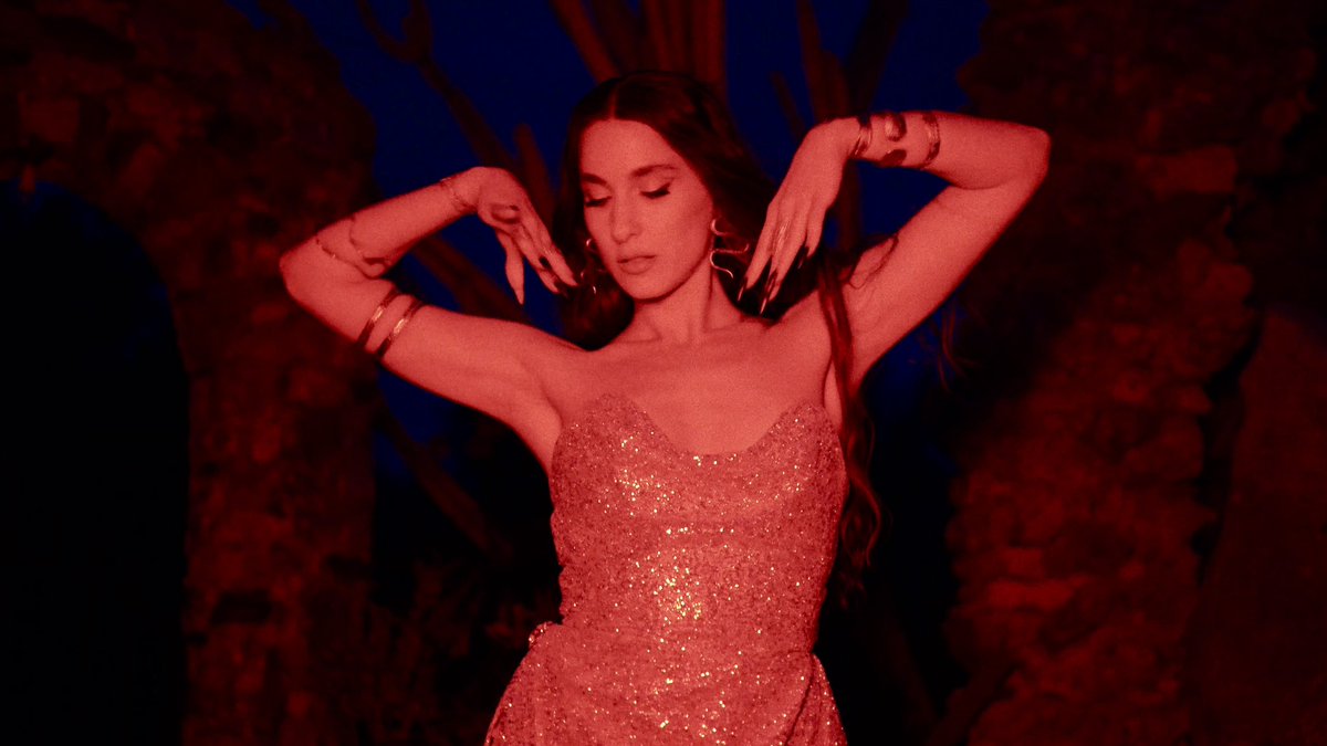 Most viewed Peproméno visualizers 24 hours in:

1. Agápe
2. Se Thélo
3. Peproméno 
4. Mystiká
5. Ipoféro