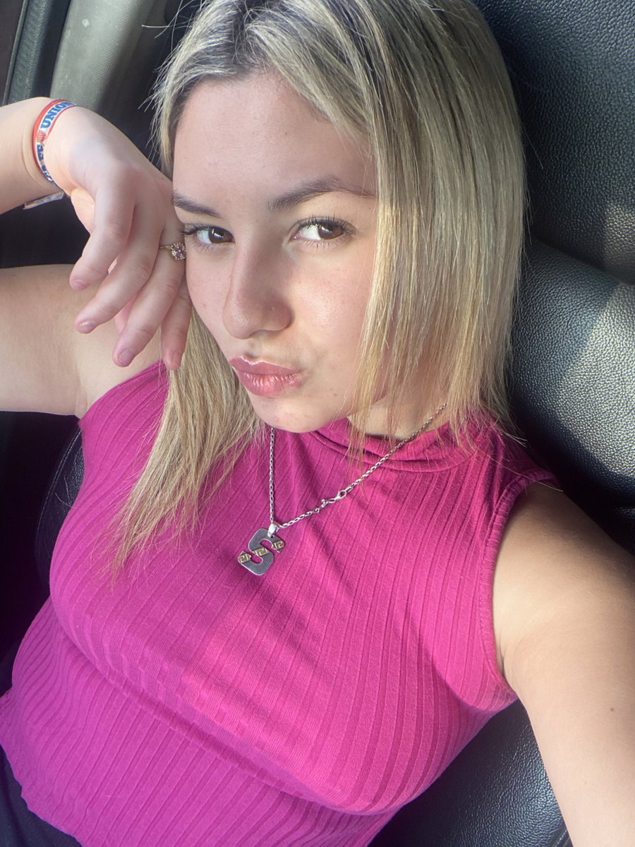 Grace_Flare_'s tweet photo. Soft pout. Soaked panties. Loud moans. 
That's what you get when you fuck me right.
FREE link below ⬇️ Don't waste time, lets vibe! 😘 https://t.co/cAVVdoPmHo