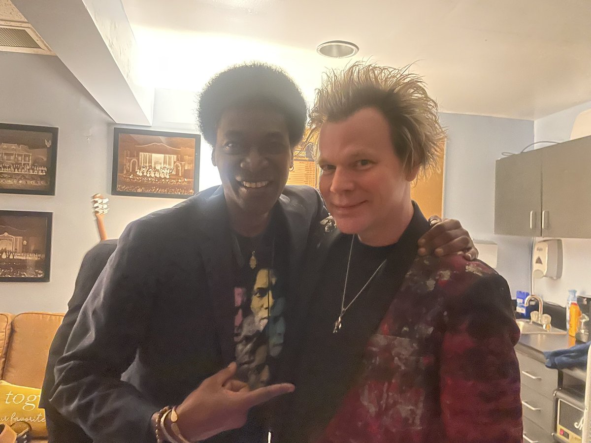 Adamsjazz's tweet photo. Me and Brian Culbertson
#Brianculbertson #Markadams #Royayers #Jazz https://t.co/Z0xBoMhiRF