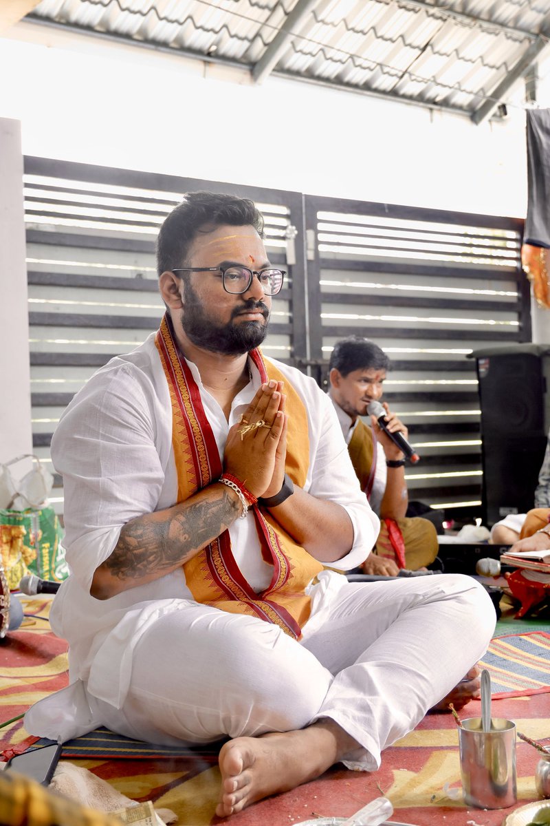 imchandanRay's tweet photo. Yesterday On the auspicious last Somwar of Sawan, performed Rudrabhishek and Hawan Pujan at home, seeking Lord Shiva’s blessings for strength, peace, and prosperity. 🙏🏻

#Sawan #LastSomwar #Rudrabhishek #HarHarMahadev #JaiMahakal https://t.co/lTfkPyfpWX