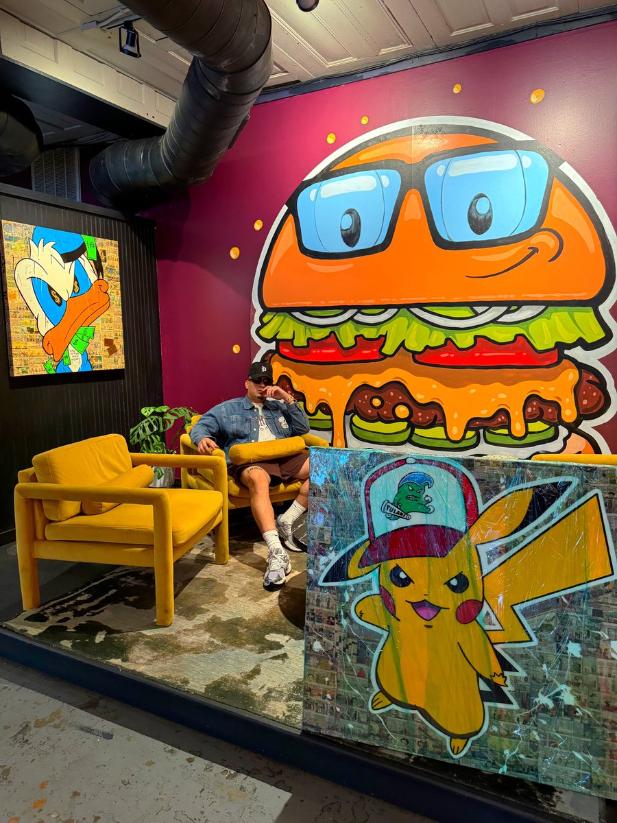 ForeverPrecise's tweet photo. Ash Pikachu x Tulane ⚡️🌊
Art by | @ForeverPrecise 
1 of 1 canvas for Burger Nerds https://t.co/Hm62OHYHUM