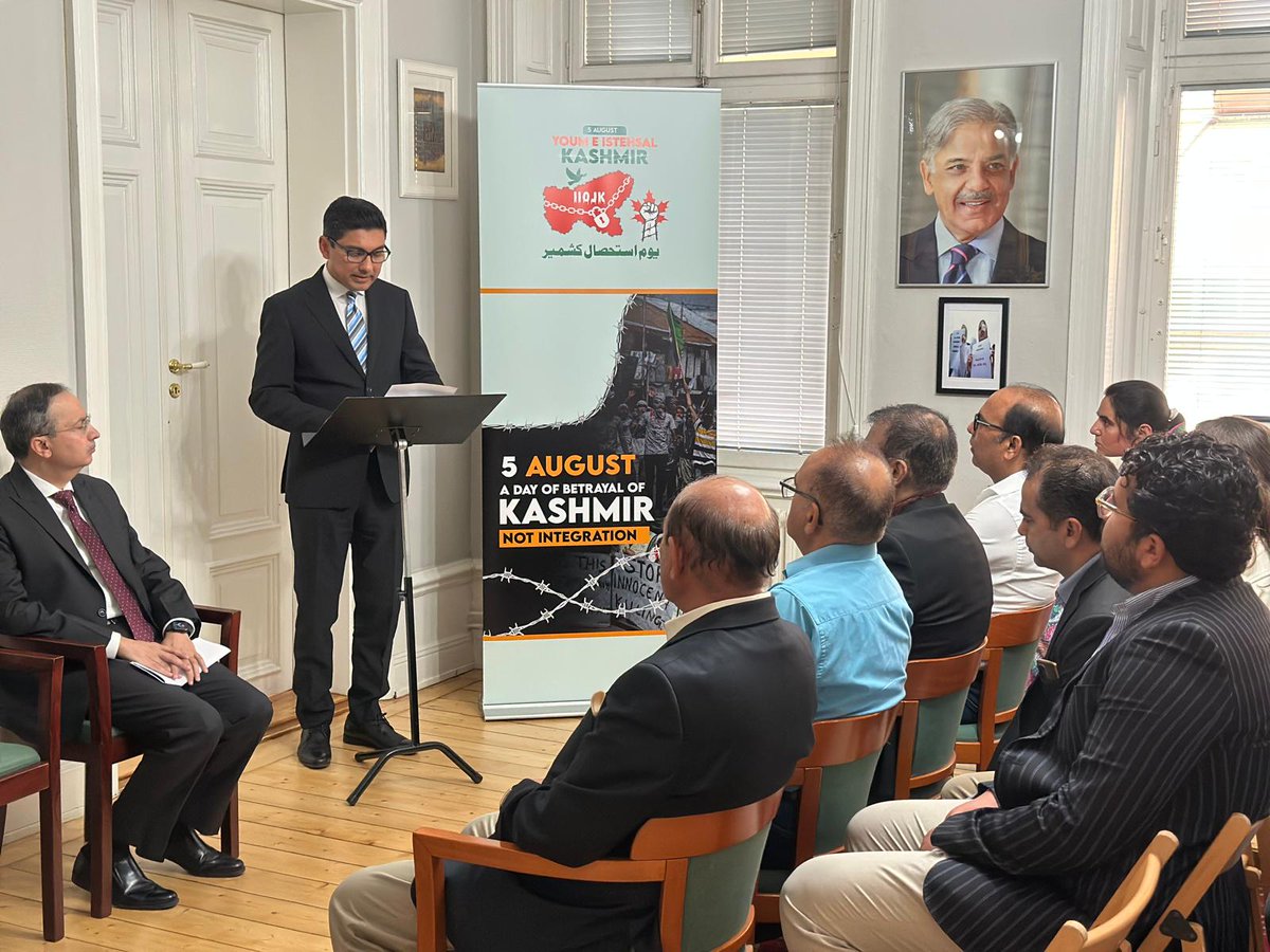 Pakistan Embassy Sweden (@pakinsweden) on Twitter photo The <a href="/PakinSweden/">Pakistan Embassy Sweden</a> today organised an event to observe the 6th Youm-e- Istehsal Kashmir. Notables of 🇵🇰 diaspora, human rights activists & 🇸🇪 friends attended the event. A minute of silence to mark the occasion was also observed.
<a href="/PkPublicDiplo/">Public Diplomacy Pakistan</a> <a href="/ForeignOfficePk/">Ministry of Foreign Affairs - Pakistan</a> <a href="/epwing_official/">External Publicity Wing</a> The <a href="/PakinSweden/">Pakistan Embassy Sweden</a> today organised an event to observe the 6th Youm-e- Istehsal Kashmir. Notables of 🇵🇰 diaspora, human rights activists & 🇸🇪 friends attended the event. A minute of silence to mark the occasion was also observed.
<a href="/PkPublicDiplo/">Public Diplomacy Pakistan</a> <a href="/ForeignOfficePk/">Ministry of Foreign Affairs - Pakistan</a> <a href="/epwing_official/">External Publicity Wing</a>