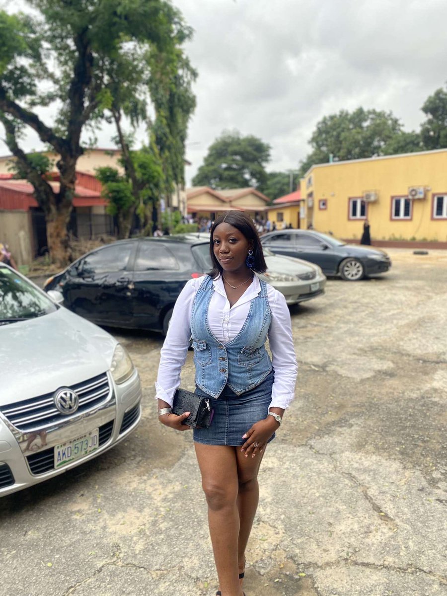 afola_rin's tweet photo. Denim day ✅ https://t.co/eZToj6UpAM
