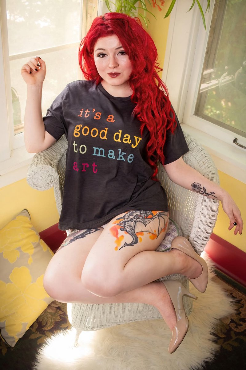 It's a good day to make art 🖤🎨📸

Photo: Thierry Ramais @ ramaisphotography_champaignil on IG

#artmodel #redhead #boudoirart #tattooedgirls #artnerd