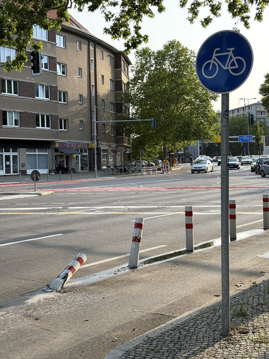 tim (@undstruppi) on Twitter photo In honor. One off you <a href="/WorldBollard/">World Bollard Association™</a> is down. It was a brave and unfair fight but he even took one out…
Well done!!
<a href="/TimurHusein/">Timur Husein, MdA</a> Poller 1 : Transporter 0 🥳 In honor. One off you <a href="/WorldBollard/">World Bollard Association™</a> is down. It was a brave and unfair fight but he even took one out…
Well done!!
<a href="/TimurHusein/">Timur Husein, MdA</a> Poller 1 : Transporter 0 🥳