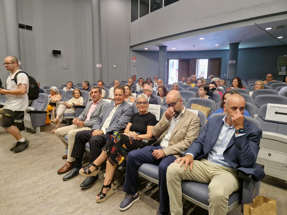 Consejería de Salud (@astursalud) on Twitter photo 📌La consejera de Salud, Concepción Saavedra, ha participado en el 𝘿í𝙖 𝙍𝙤𝙩𝙖𝙧𝙮 𝙄𝙣𝙩𝙚𝙧𝙣𝙖𝙘𝙞𝙤𝙣𝙖𝙡 en la Feria Internacional de Muestras de Asturias <a href="/fidmagijon/">FIDMA Gijón</a> #Fidma68
<a href="/CRotarioGijon/">Club Rotario Gijón</a>
👉La jornada incluye una conferencia sobre 𝙇𝙖 𝙢𝙞𝙘𝙧𝙤𝙗𝙞𝙤𝙩𝙖: 📌La consejera de Salud, Concepción Saavedra, ha participado en el 𝘿í𝙖 𝙍𝙤𝙩𝙖𝙧𝙮 𝙄𝙣𝙩𝙚𝙧𝙣𝙖𝙘𝙞𝙤𝙣𝙖𝙡 en la Feria Internacional de Muestras de Asturias <a href="/fidmagijon/">FIDMA Gijón</a> #Fidma68
<a href="/CRotarioGijon/">Club Rotario Gijón</a>
👉La jornada incluye una conferencia sobre 𝙇𝙖 𝙢𝙞𝙘𝙧𝙤𝙗𝙞𝙤𝙩𝙖:
