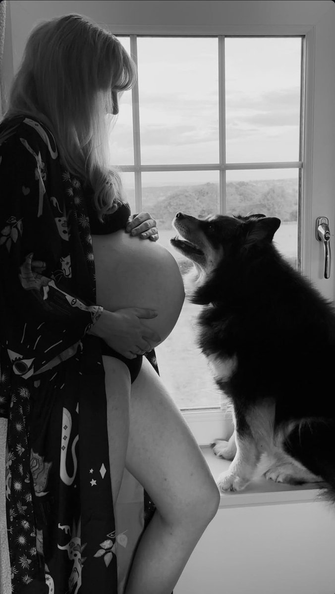 PeaThePeanut's tweet image. Lizzie oh my god