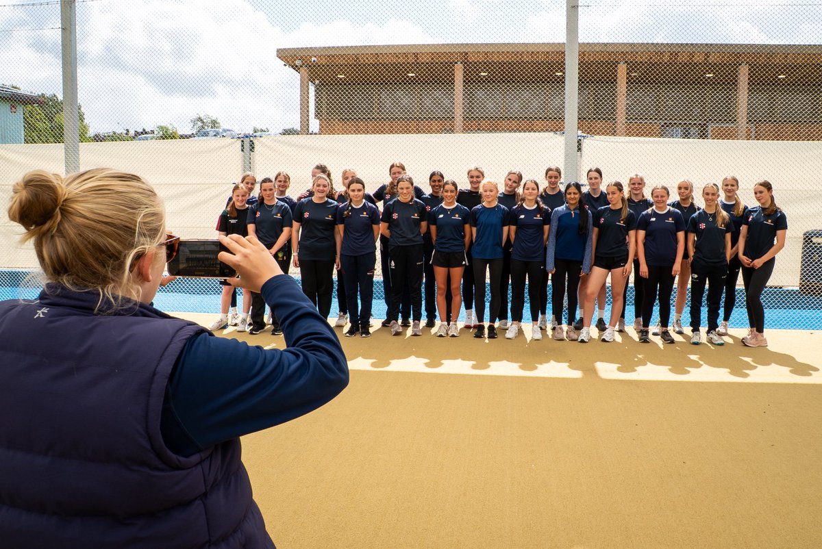 _MCCFoundation's tweet image. Here come the girls! Brilliant to see one of our former Coaching Scholarship Programme participants (now a Level 2 coach) helping to lead the Girls’ Springboard session here in Bradford and to inspire the next generation of female #cricket players 💪

#girlscricket #mccfoundation