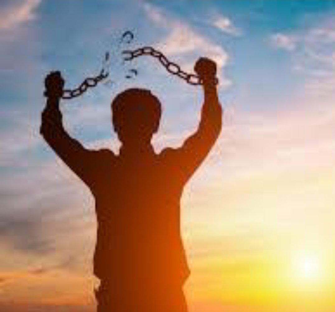 Μου είπε ο άλλος να βγούμε και του είπα όχι γιατί θα βαρεθω μαζί του