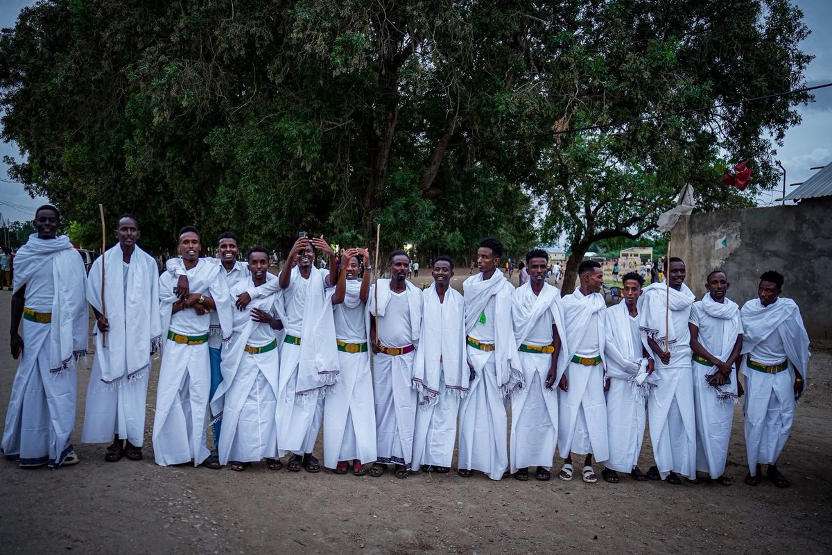 📍Jowhar | August 5, 2025
@MoYSHirshabelle held a Cultural Showcase promoting peace &amp; youth cohesion as part of #YouthDayWeek.

Traditional dances like Shirib &amp; Kabeebeey lit up the city.

Big thanks to @IOM_Somalia for the support! 🇸🇴✨
#Hirshabelle #YouthForPeace