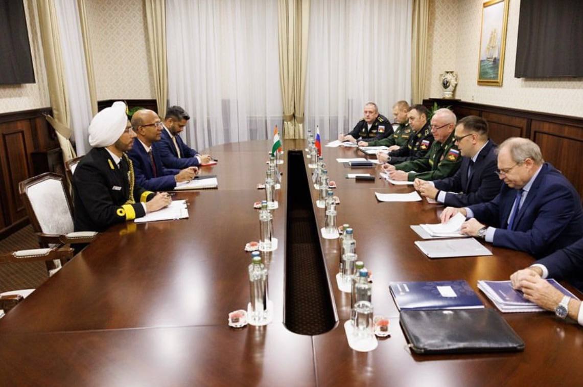 🚨🇮🇳🇷🇺 रूसी उप रक्षा मंत्री फोमिन ने मास्को में भारत के राजदूत विनय कुमार से की बातचीत

दोनों प्रतिनिधियों ने भारत और रूस के बीच विशेष रणनीतिक साझेदारी की भावना से सहयोग को मजबूत करने की अपनी प्रतिबद्धता दोहराई।