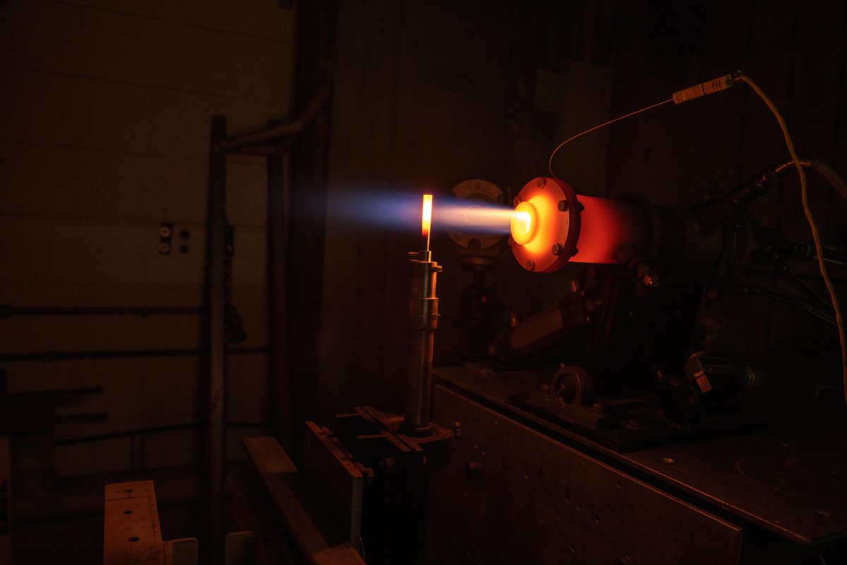 NASAglenn's tweet image. NASA Glenn’s GRX-810 alloy has been selected as @NASA&apos;s Commercial Invention of the Year! 👏

This 3D-printable alloy can withstand extreme conditions and temperatures and be used inside aircraft and rocket engines.