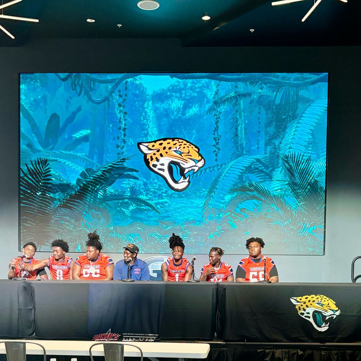 Baker's Sports (@bakerssports) on Twitter photo #Wildcats and #Tigers representing at #HSMediaDay2025!‼️🏈
A big thanks to Coach Brock Canaday and Coach Eric Bright for bringing their players out, and continuing to support our #BakersMade ventures!
<a href="/BrockCanaday68/">Brock Canaday</a>
<a href="/bchswildcats/">Baker County High School Athletics</a>
<a href="/BrightJr27/">Coach Eric Bright Jr</a>
#HighSchoolFootball #Wildcats and #Tigers representing at #HSMediaDay2025!‼️🏈
A big thanks to Coach Brock Canaday and Coach Eric Bright for bringing their players out, and continuing to support our #BakersMade ventures!
<a href="/BrockCanaday68/">Brock Canaday</a>
<a href="/bchswildcats/">Baker County High School Athletics</a>
<a href="/BrightJr27/">Coach Eric Bright Jr</a>
#HighSchoolFootball