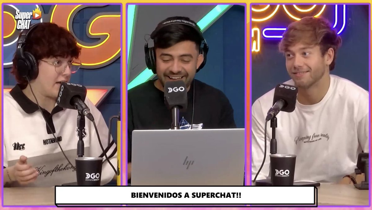 viéndolos a ellos en #SuperChat ❤️