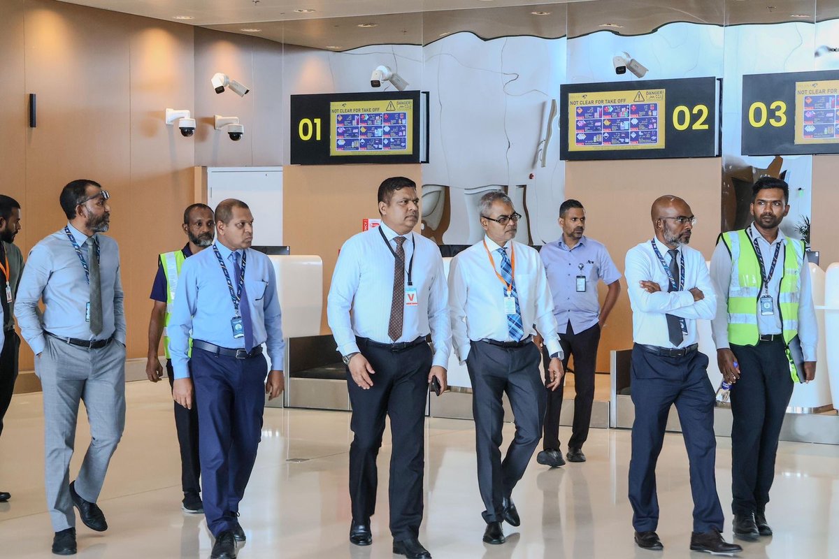 Ministry of Transport and Civil Aviation (@motcamv) on Twitter photo މިނިސްޓަރ އަމީން އަދި މިނިސްޓަރ އޮފް ޓޫރިޒަމް އެންޑް އެންވަޔަރަންމަންޓް ޠާރިޤު އިބްރާހީމް ވެލާނާ އިންޓަނޭޝަނަލް އެއަރޕޯޓްގެ އައު ޓަރމިނަލަށް ޒިޔާރަތްކުރައްވައި ޓަރމިނަލްގައި ފޯރުކޮށްދެމުންދާ ޚިދުމަތްތަކާއި، ކުރިއަށްދާ މަސައްކަތްތައް ބައްލަވާލައްވައިފި.
<a href="/MACLmedia/">Maldives Airports Company Ltd</a>
<a href="/Thoriqibrahim/">Thoriq Ibrahim</a> މިނިސްޓަރ އަމީން އަދި މިނިސްޓަރ އޮފް ޓޫރިޒަމް އެންޑް އެންވަޔަރަންމަންޓް ޠާރިޤު އިބްރާހީމް ވެލާނާ އިންޓަނޭޝަނަލް އެއަރޕޯޓްގެ އައު ޓަރމިނަލަށް ޒިޔާރަތްކުރައްވައި ޓަރމިނަލްގައި ފޯރުކޮށްދެމުންދާ ޚިދުމަތްތަކާއި، ކުރިއަށްދާ މަސައްކަތްތައް ބައްލަވާލައްވައިފި.
<a href="/MACLmedia/">Maldives Airports Company Ltd</a>
<a href="/Thoriqibrahim/">Thoriq Ibrahim</a>
