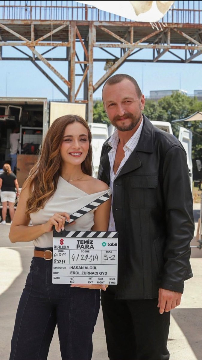 ZeynoBart's tweet photo. Hadi hemen  başlasın 😎🤌#damlasönmez #sayginsoysal https://t.co/0Mi1YY7WuU
